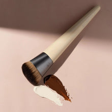 Cargar imagen en el visor de la galería, Ecotools Brochas Ecotools Wonder Cover Complexion Foundation Makeup Brush 1601