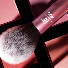 Cargar imagen en el visor de la galería, Real Techniques Brochas Real Techniques Ultra Plush Blush Makeup Brush 1407